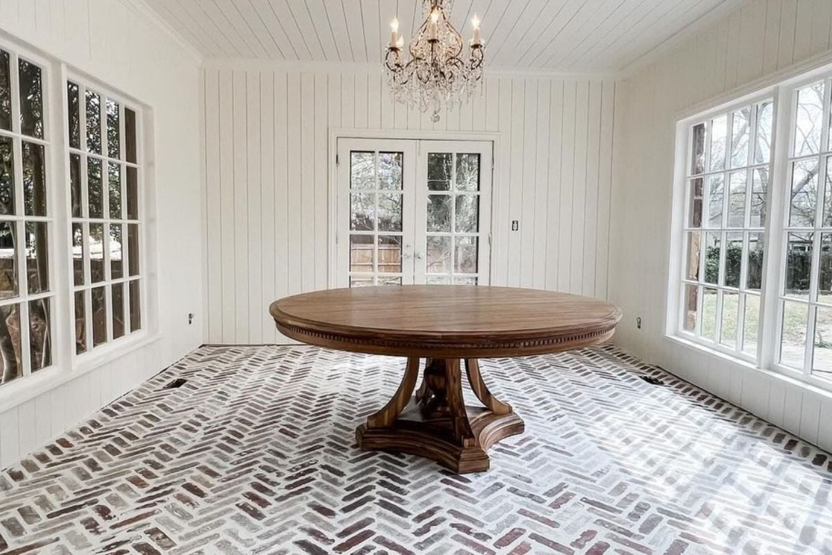 Brickwebb-Flooring-OldMill